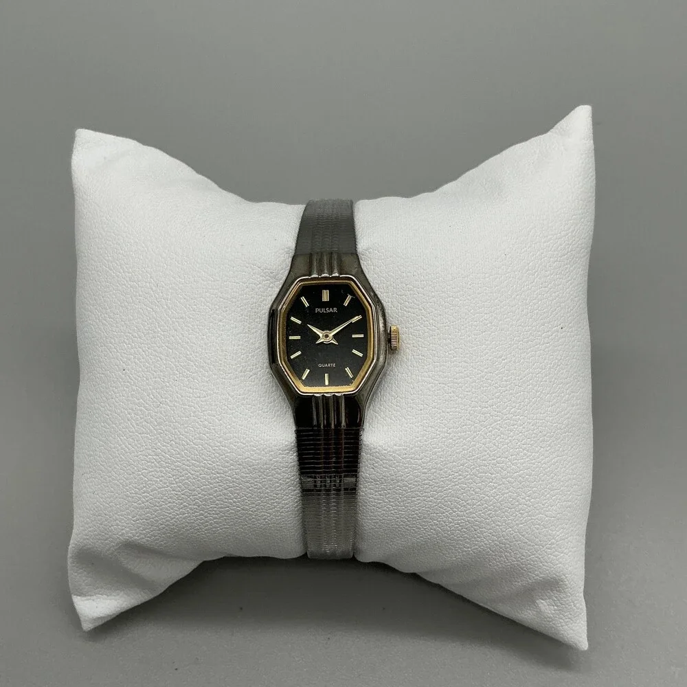 Vintage Pulsar Womens Watch 16mm Black Silver Tone V810-5750 New Battery 5.75